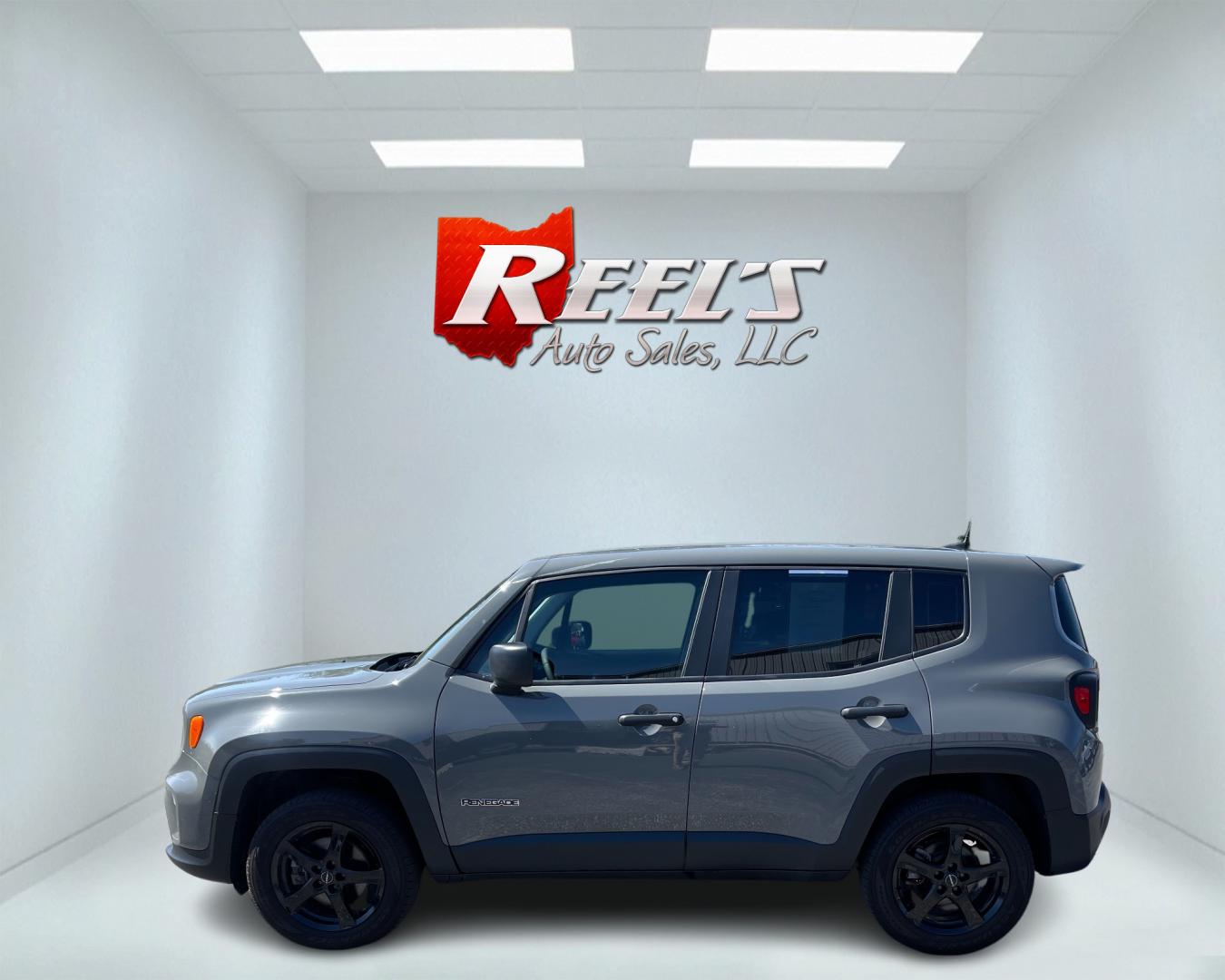 2020 Gray /Black Jeep Renegade Sport (ZACNJBABXLP) with an 2.4L I4 DOHC 16V Multi-Air engine, 9 Speed Automatic transmission, located at 11115 Chardon Rd. , Chardon, OH, 44024, (440) 214-9705, 41.580246, -81.241943 - Photo#9